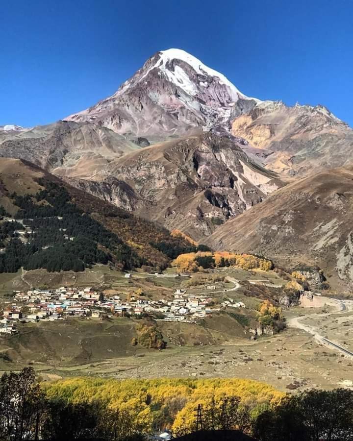Veriko'S Guest Hause Kazbegi Exterior foto